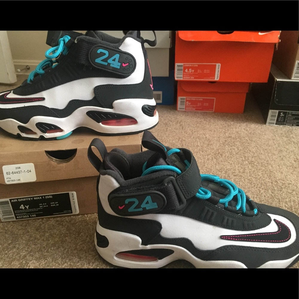 Brand New! Nike Air Griffey Max 1 Kids 4.5 / W 6
